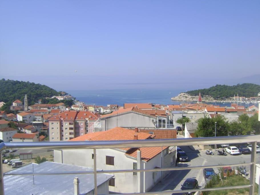 Apartment Lucija - Cozy Flat In The City Center With A Sea View & Parking Makarska Esterno foto