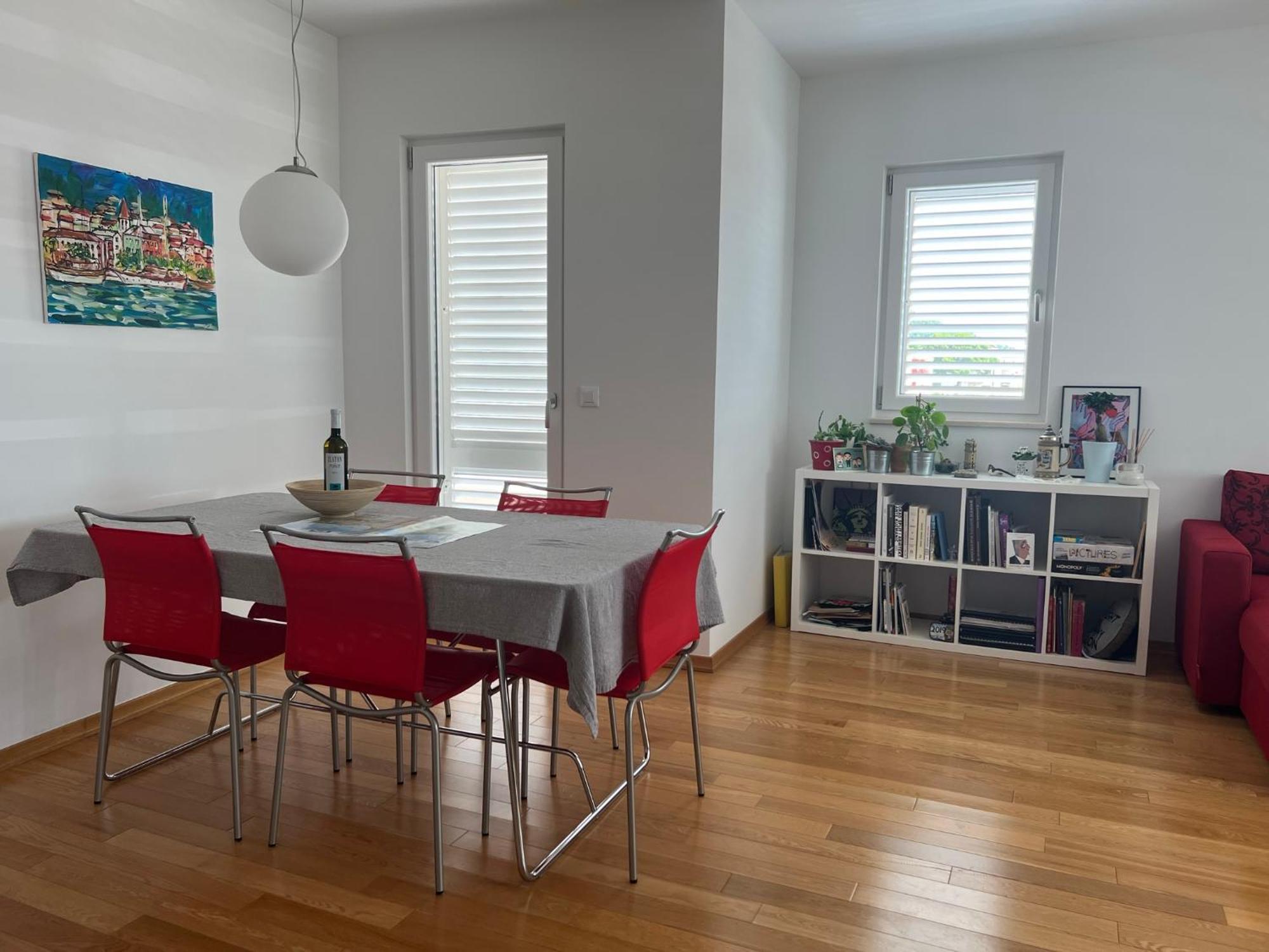 Apartment Lucija - Cozy Flat In The City Center With A Sea View & Parking Makarska Esterno foto